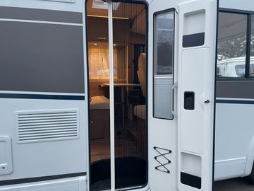 Carado I 338 PRO+  KLIMA NAVI