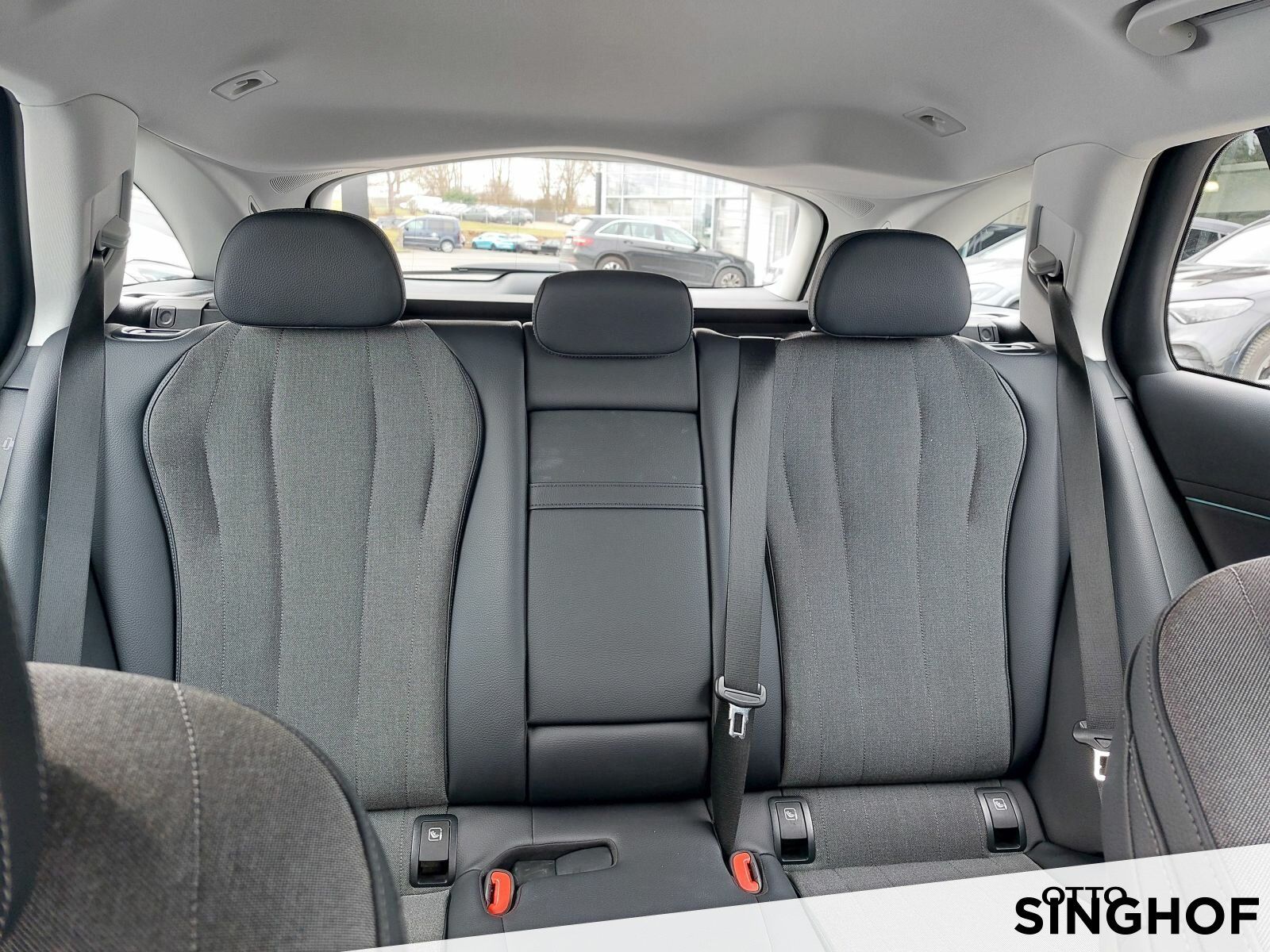 Fahrzeugabbildung Mercedes-Benz E 200 T Avantgarde +Distronic+LED+Rü Kamera+MBUX