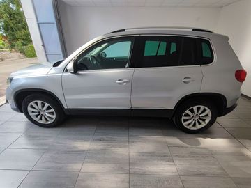 Volkswagen Tiguan - 8