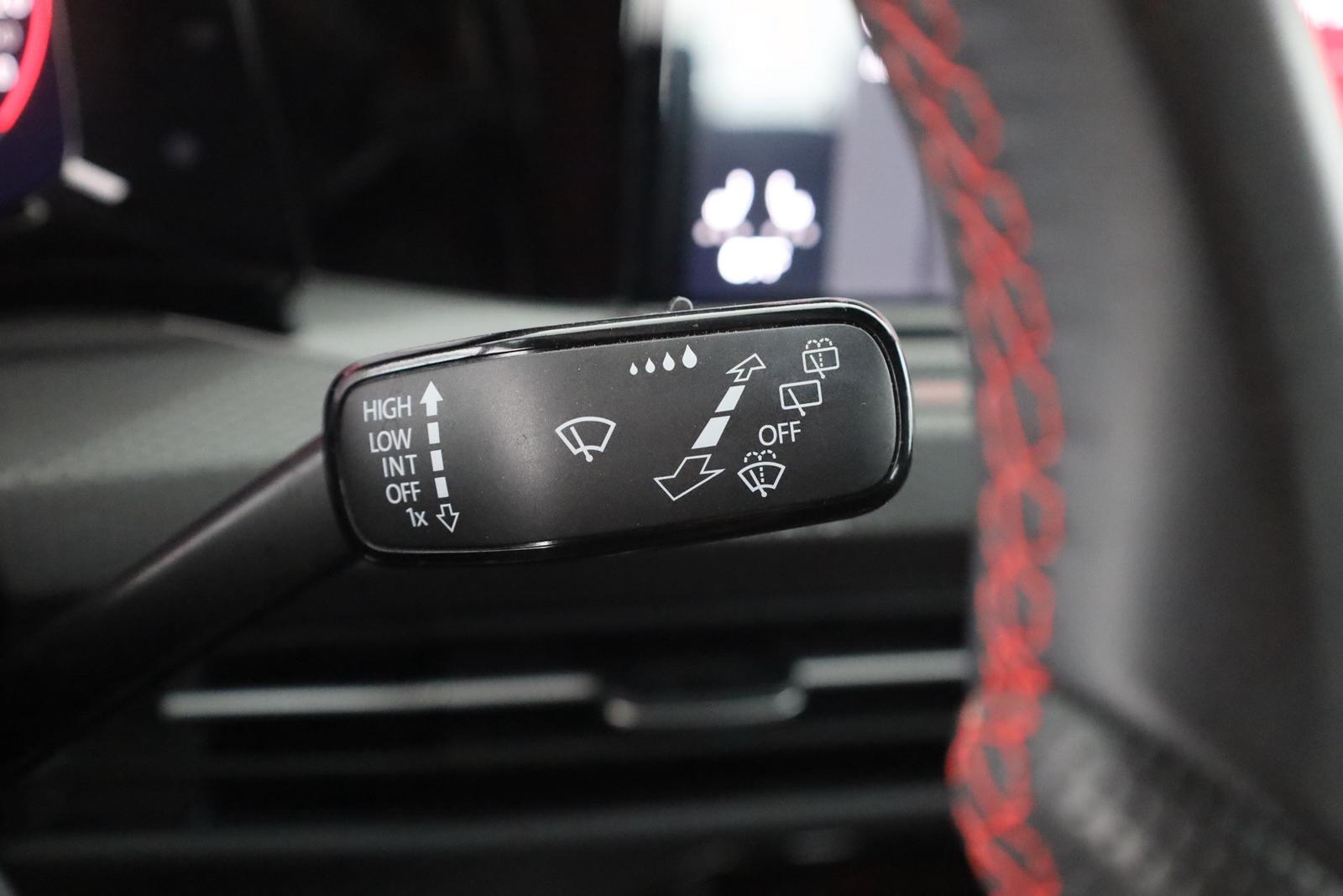 Volkswagen Golf VIII 2.0 GTI DSG LED Navi Winterpaket DAB, миниатюра 19