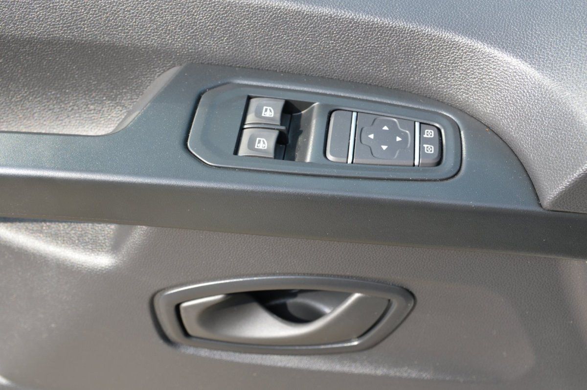 Fahrzeugabbildung Renault Trafic Kasten   L2H1 Komfort Ganzjahresr. LED