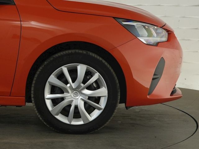 Corsa-e F 50kWH AT+KEYLESS+KLIMAAUTOMATIK+MULTIM