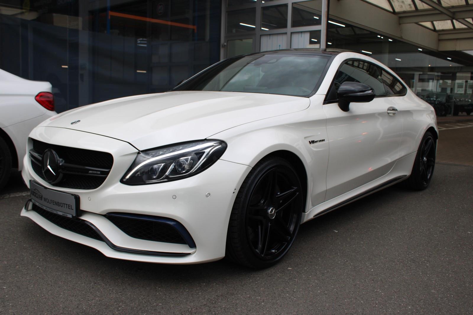 Mercedes-Benz C 63 AMG Coupe /Pano /Perfomace Abg