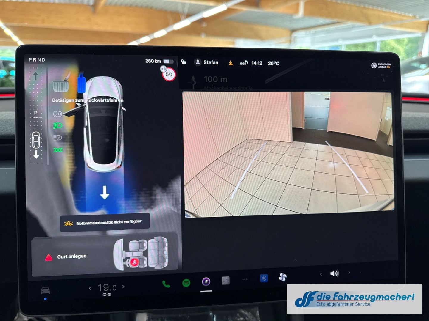 Fahrzeugabbildung Tesla Model 3 Basis RWD Leder Soundsystem ACC El. Heck