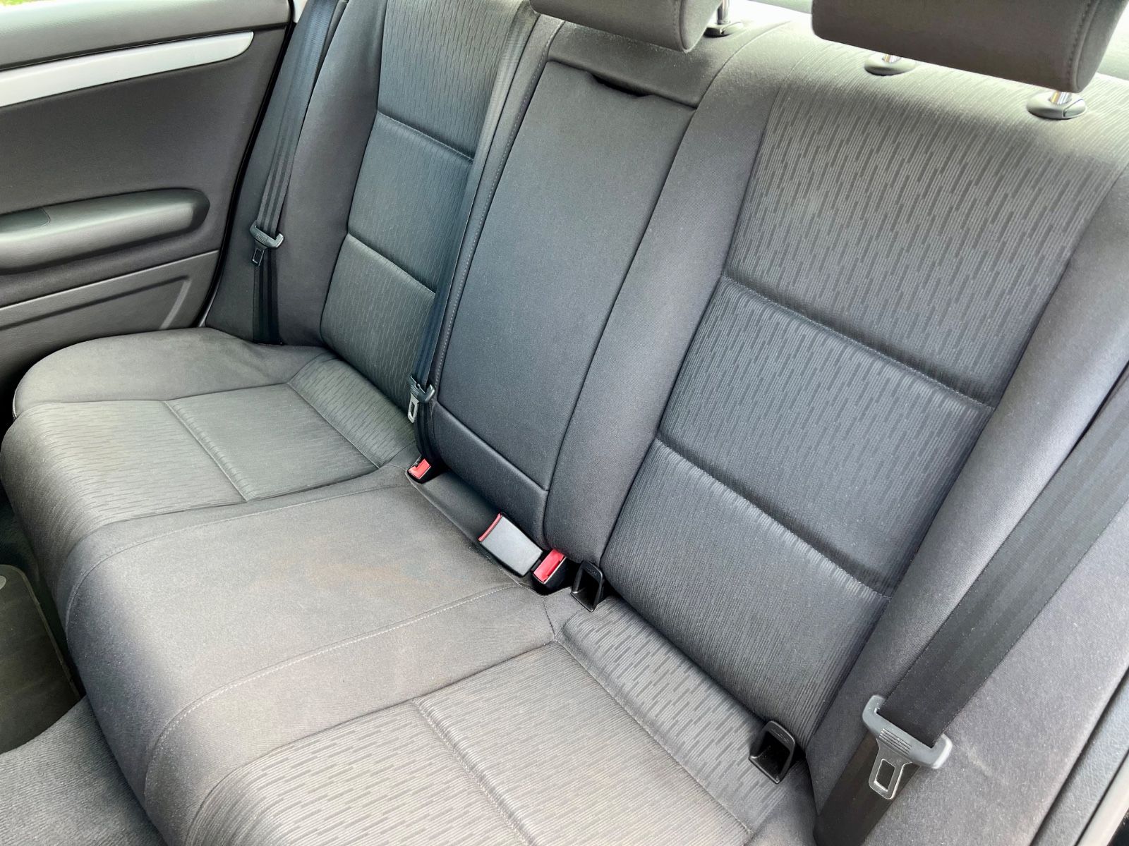 AUDI A4 1.6 AAC SHZ RADIO NAVI USB