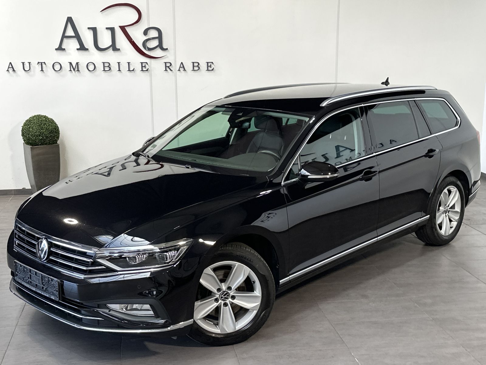 Fahrzeugabbildung Volkswagen Passat Variant 2.0 TDI DSG Elegance NAV+LED+ACC