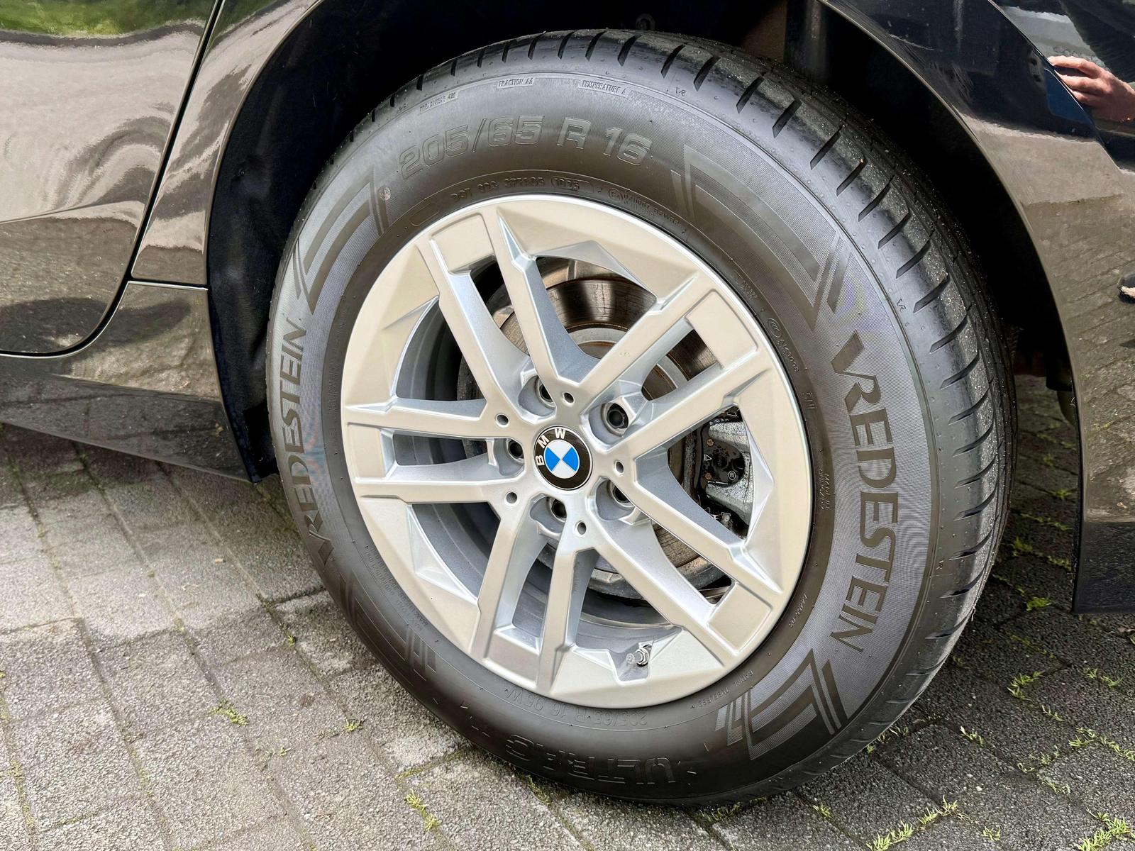BMW 216 i 10,TKm*2026 er*Automatik*Navi*CarPlay*Kame
