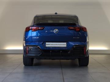2024 BMW IX2 照片 9