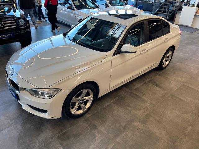 BMW 320 d Lim. *Schiebedach*Navi*Klima*Vollleder*DAB