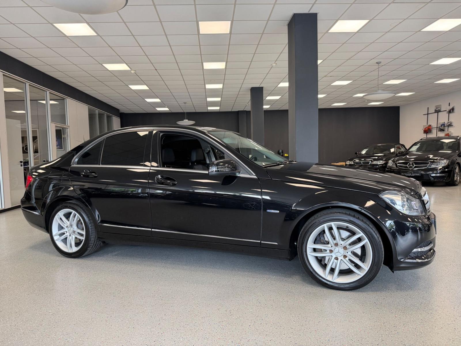 Mercedes-Benz C 350 CGI 4MATIC Avantgarde|Navi|Spurh|HK|Garan.