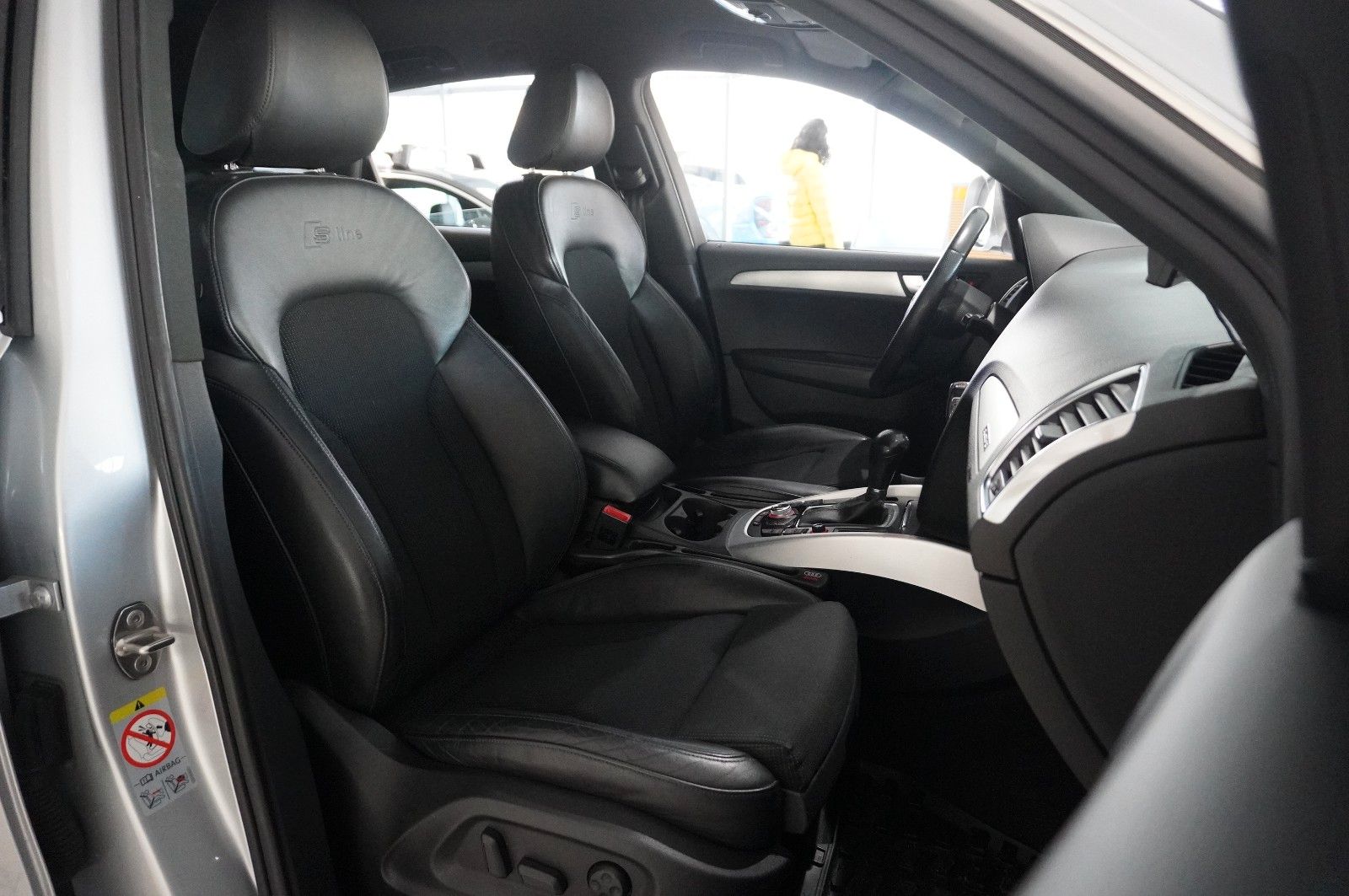 Fahrzeugabbildung Audi Q5 3.0 TDI V6 S-LINE QUATTRO NAVI/BI-XENON/SPORT