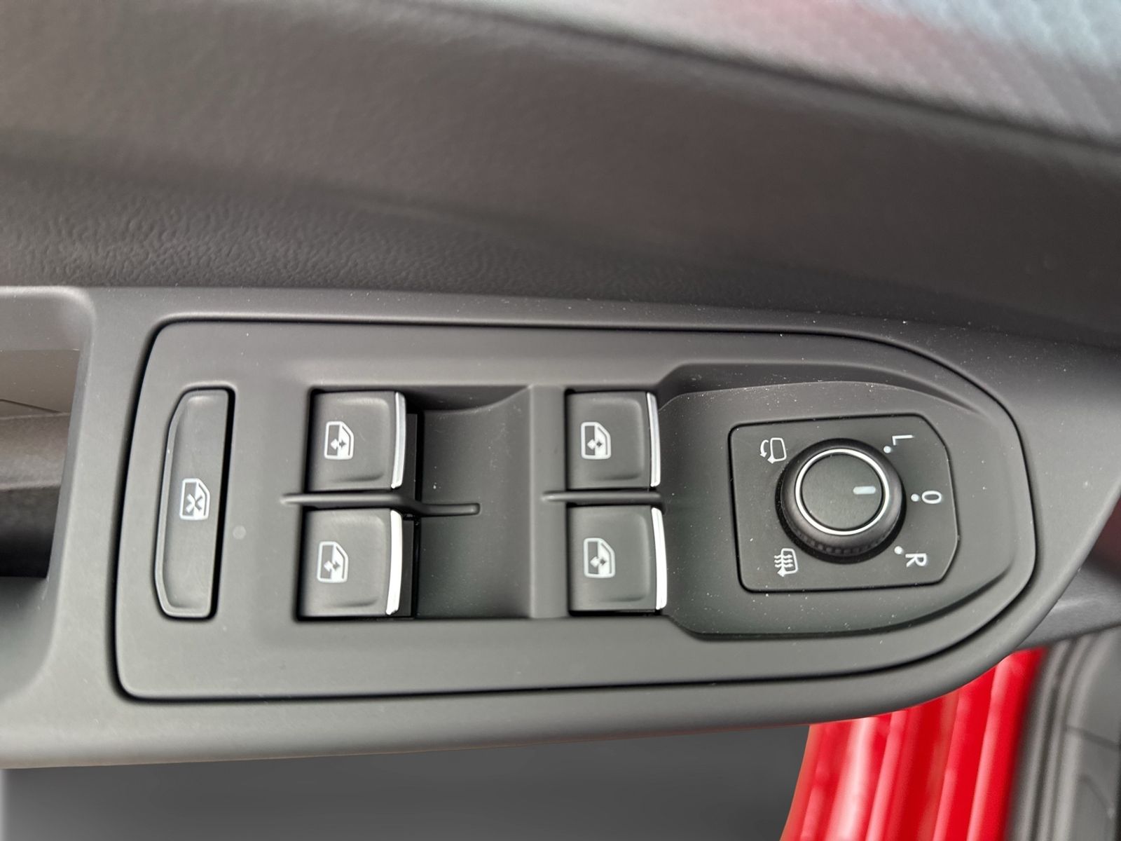 Golf VIII 1.5 eTSI Goal, AHK, Navi, ACC, RearVie