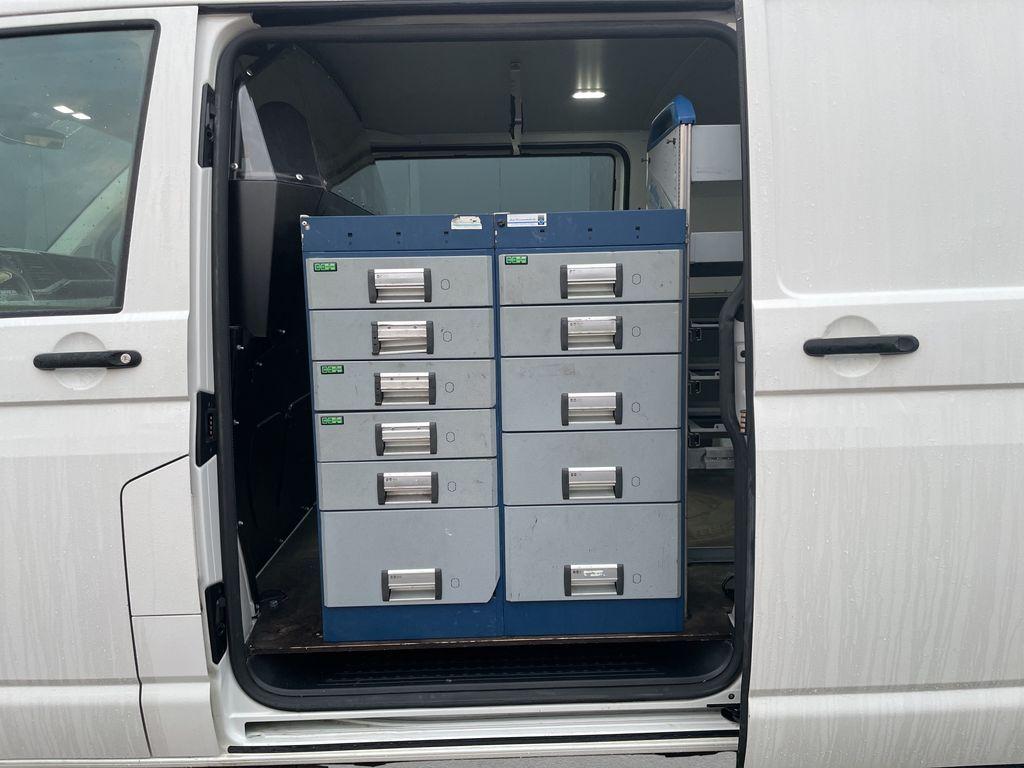Volkswagen T6.1 2.0 TDI 4MOTION Kasten lang L2H1