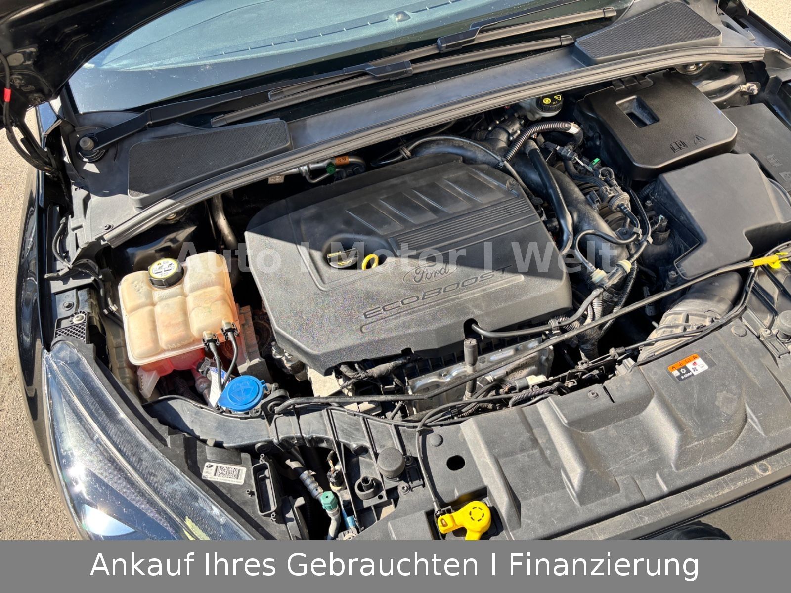 Fahrzeugabbildung Ford Focus Turnier ST-Line SYNC/LED/XENON/ALU/NAV/SHZ