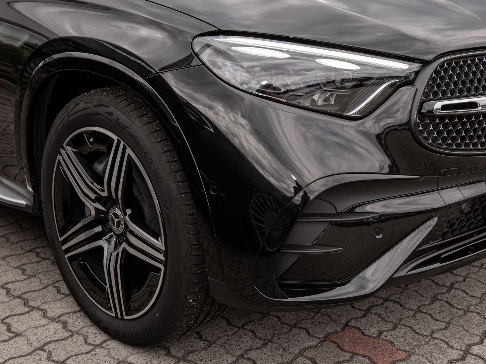 Mercedes-Benz GLC 300 d 4M AMG 360°+DIG-LED+Pano+AHK+Distronic imagem 2