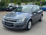 Opel Astra H Lim. Basis 1.6 Klima - Opel Astra aus 2004: 1.6