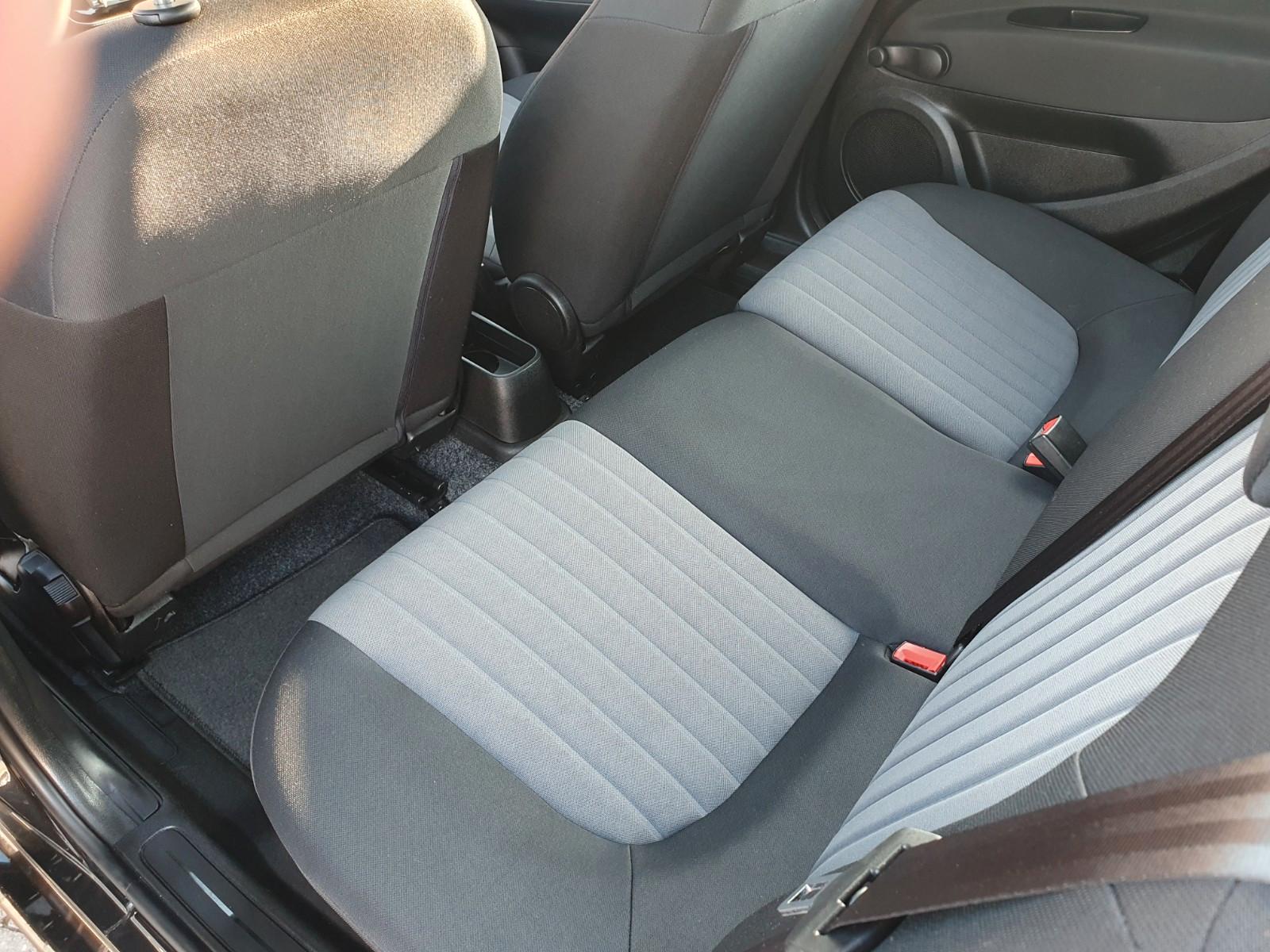 Fiat Punto 1.2 GARANTIE KLIMAANLAGE NAVIGATION