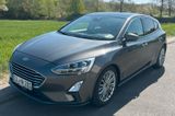 Ford Focus Lim|HUD|ACC|Pano|B&O|Autom.|ErgoSitz - Ford Focus mit Diesel-Antrieb: Limousine, Klimaautomatik