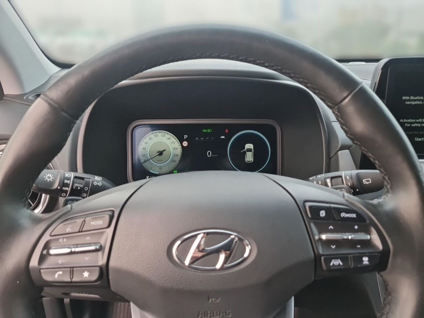 Fahrzeugabbildung Hyundai KONA Elektro 2WD MY23 (100kW) ADVANTAGE-Paket