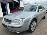Ford Mondeo 1.8 92 kW Ghia - Ford Mondeo aus 2002: Ghia