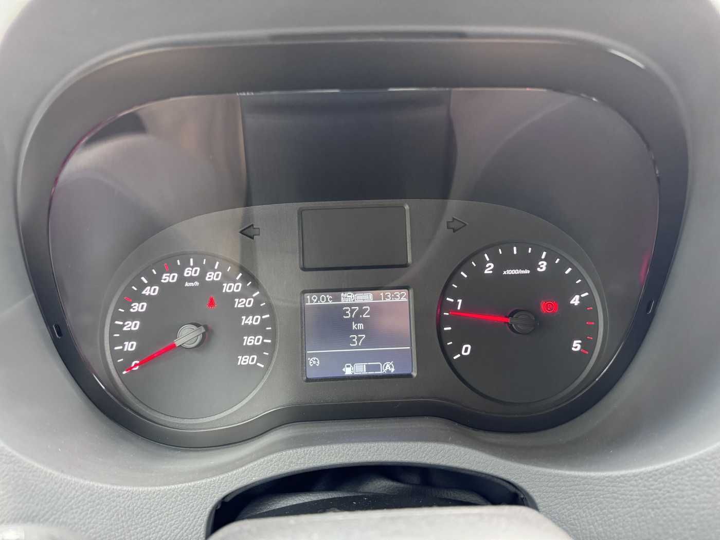 Fahrzeugabbildung Mercedes-Benz Sprinter 317 CDI Streckenbegleitfahrzeug BF3/BF4