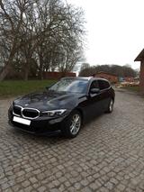 BMW 318d Touring Mild/Hybrid - BMW 318 von privat