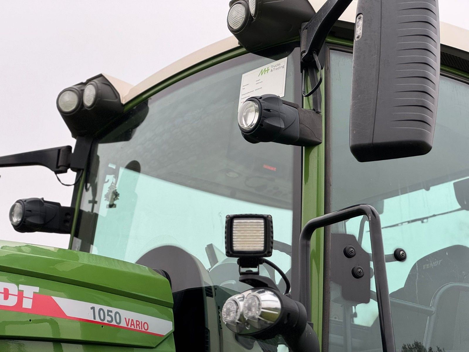 Fahrzeugabbildung Fendt 1042/1050 Vario Schlepper