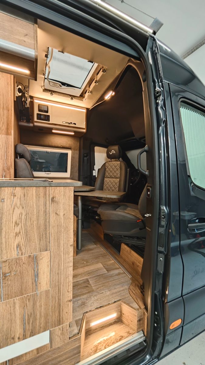 Fahrzeugabbildung MegaMobil Classic 600 Max 4x4 Sprinter