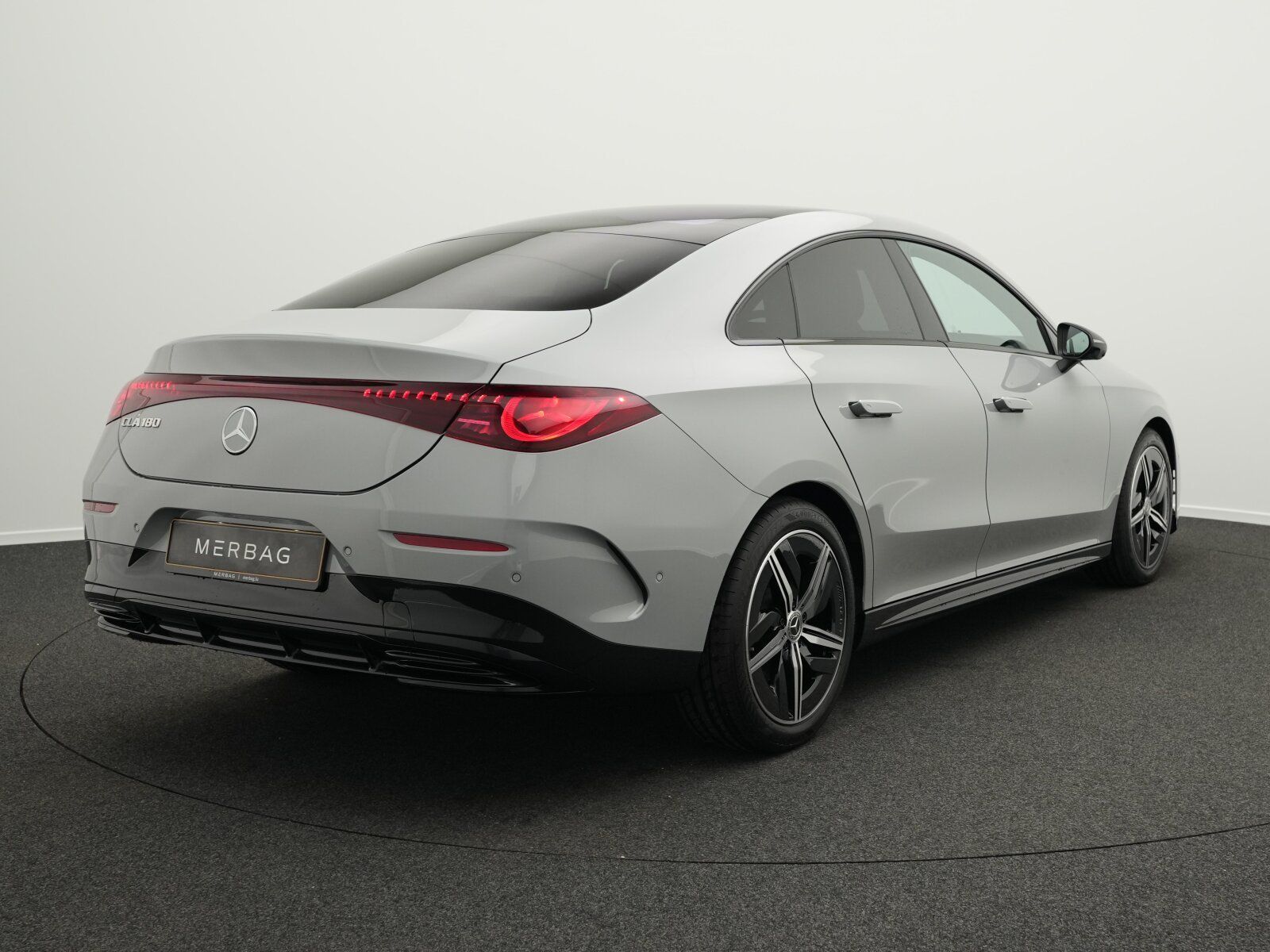 Mercedes-Benz CLA 180 imagem 3