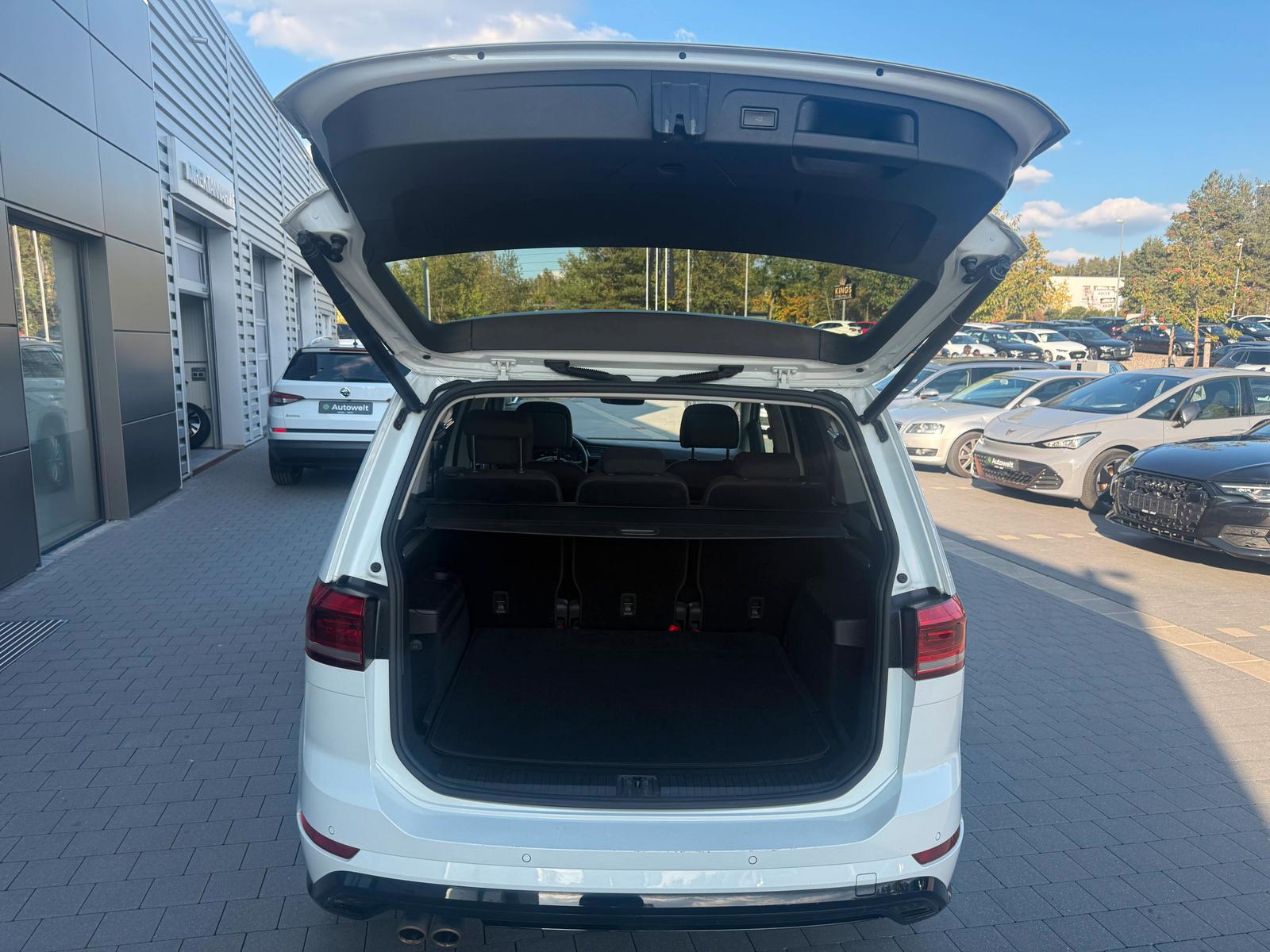 Volkswagen Touran 2.0 TDI R line PAN AHK 7SITZ DAB NAVI LED, миниатюра 6