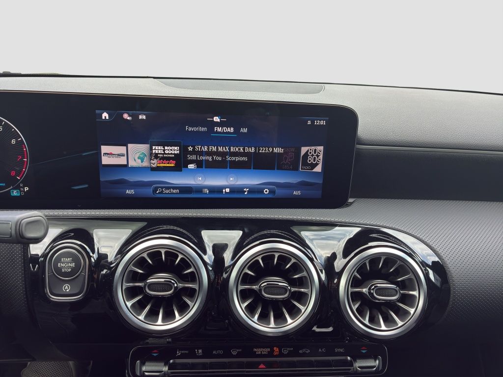 Fahrzeugabbildung Mercedes-Benz A 200 AMG*NIGHT*PSD*M-BEAM*RFK*TOTW*K-GO*19''*