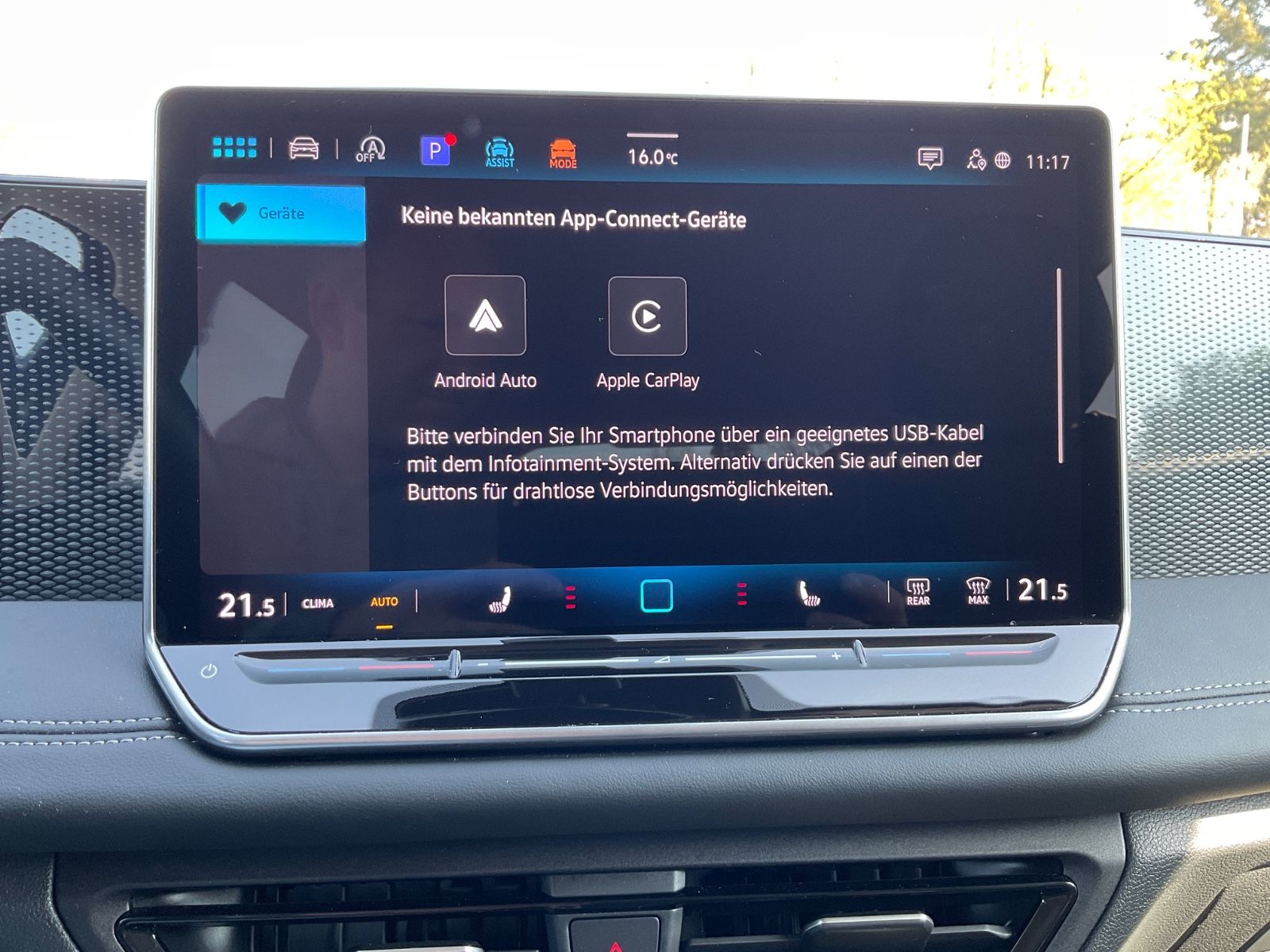 Fahrzeugabbildung Volkswagen Tiguan 2.0 TDI DSG Life,AHK,ACC,LED,Kamera