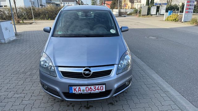 Opel Zafira B Edition