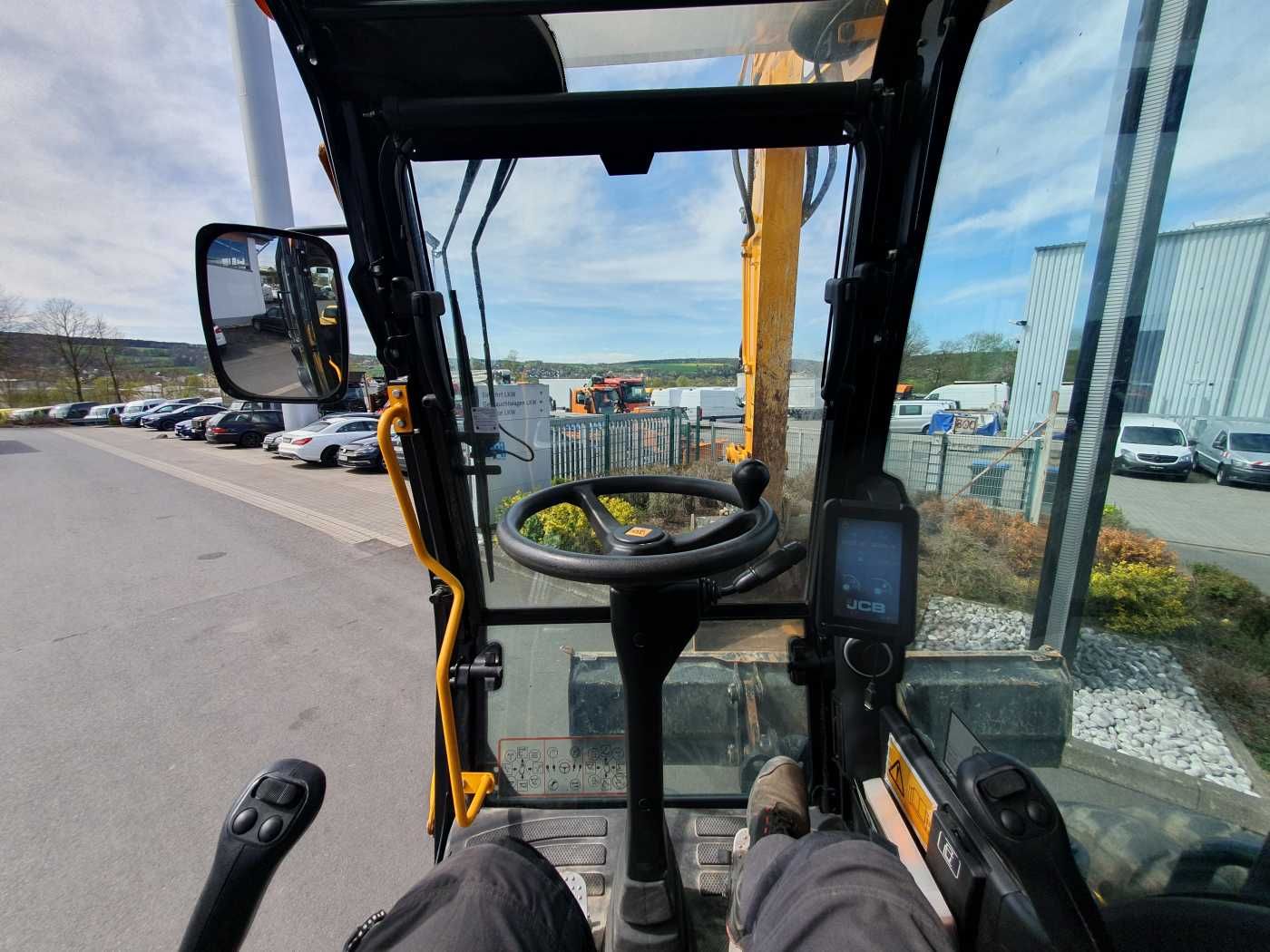 Fahrzeugabbildung JCB JS 175 W / 2024 / nur 622h! / 1x Tieflöffel