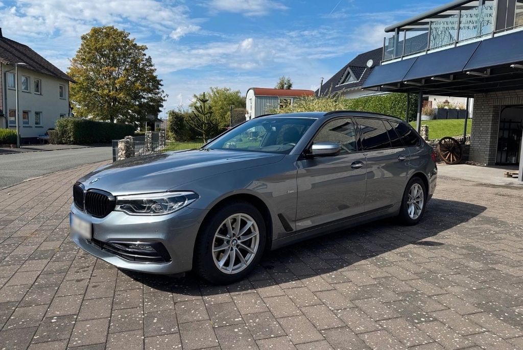 Image of BMW 530