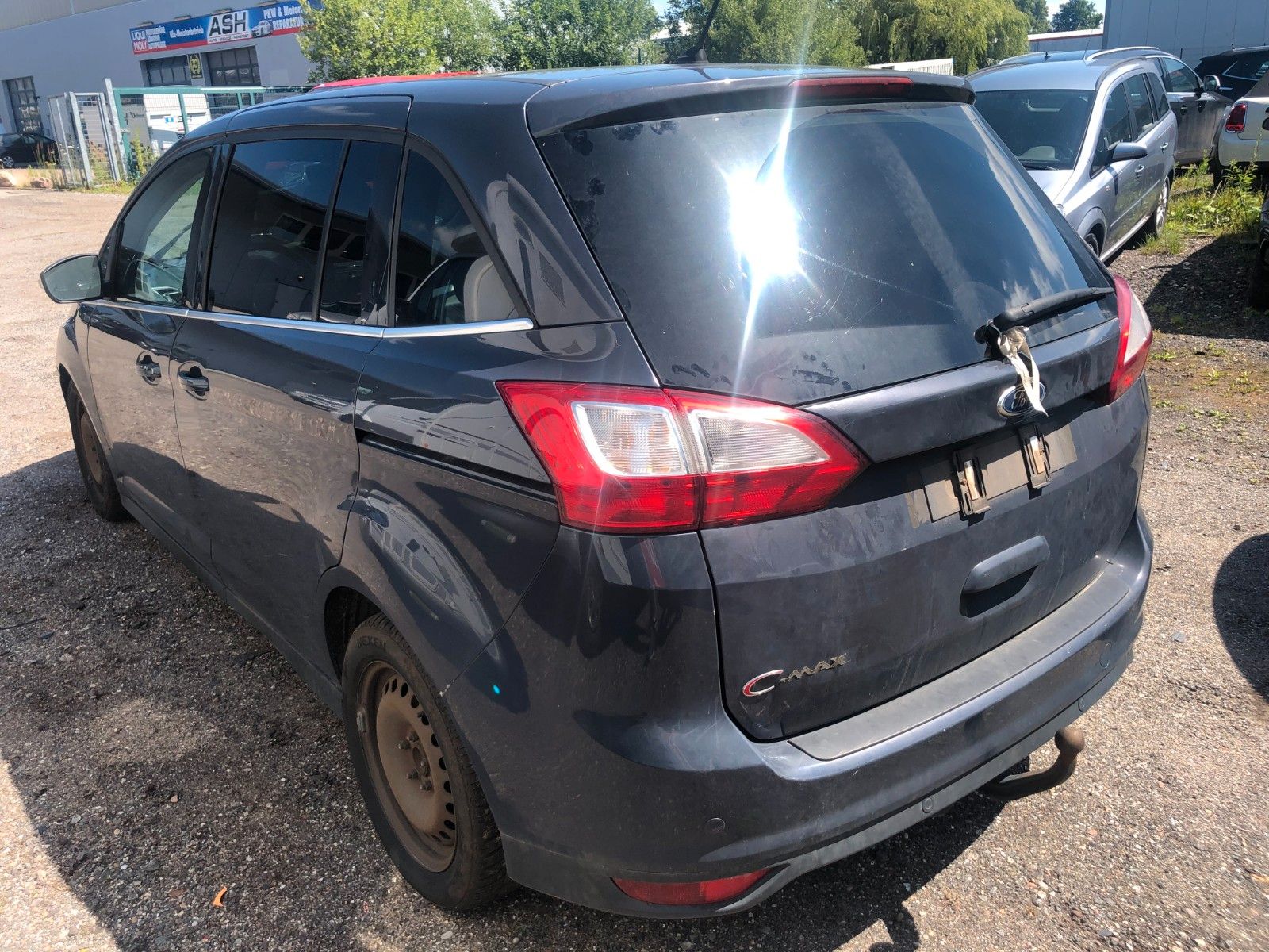 Fahrzeugabbildung Ford Grand C-Max Grand C-MAX Titanium