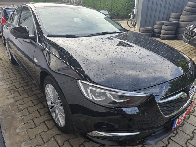 Opel Grand Sport Innovation 4x4 Automatik VOLL 210 PS