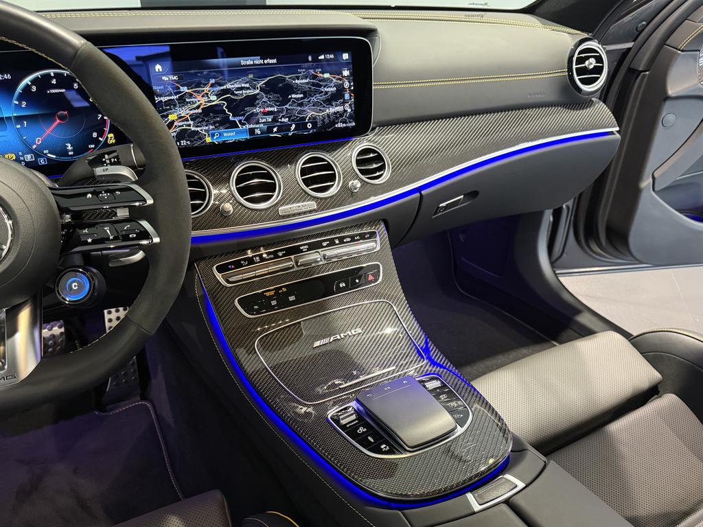 Mercedes-Benz E 63 AMG