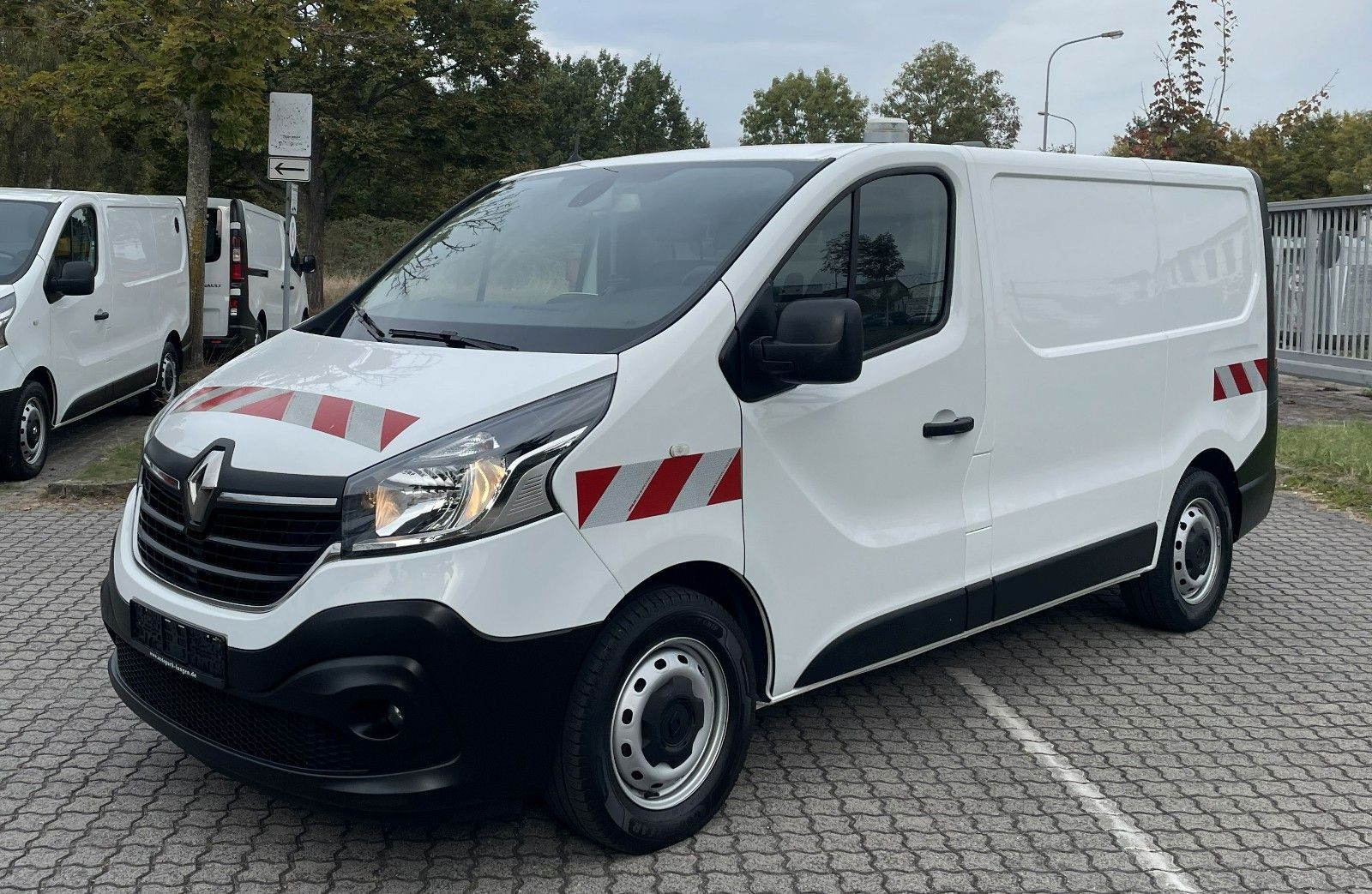 Renault Trafic L1H1 SORTIMO Regale Klima Navi Kamera imagem 2