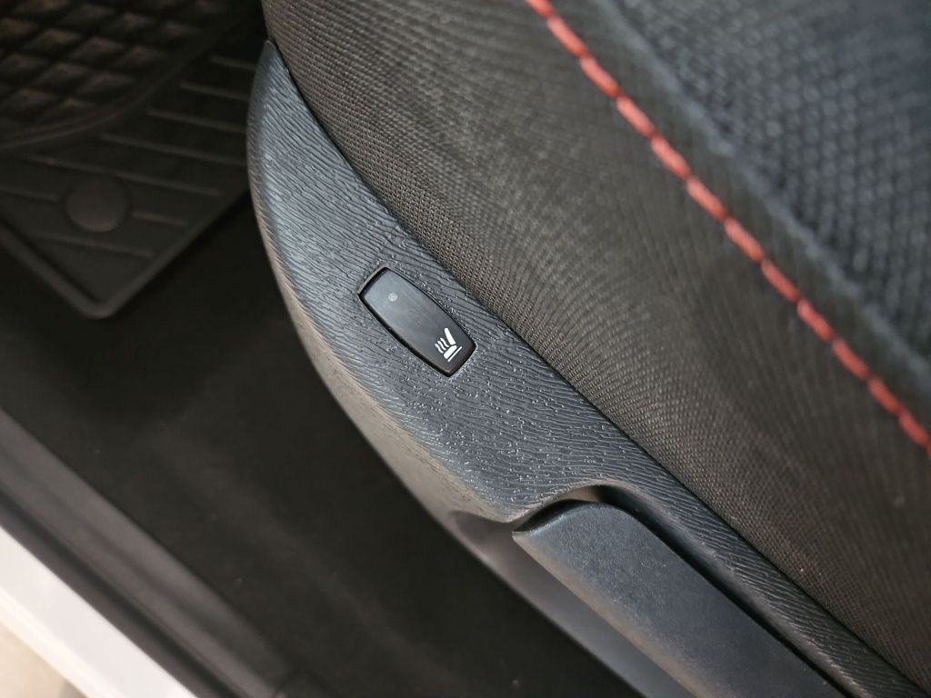 Fahrzeugabbildung Mercedes-Benz Citan 109 Kombi Navi SHZ AHK Flügeltüren RFK