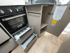 Bürstner Campeo TD 676 | Autom. | 6 Schlafplätze