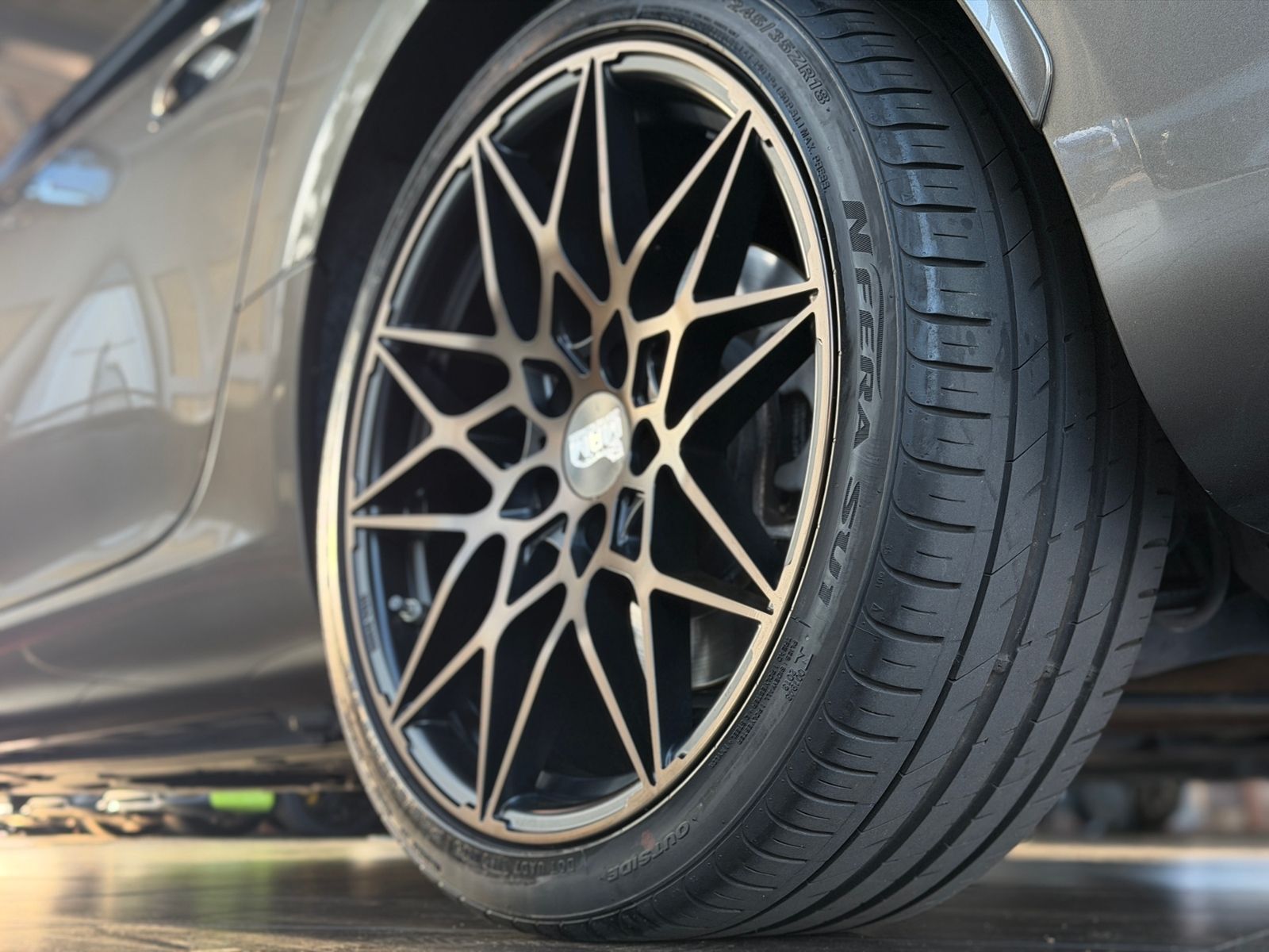 Fahrzeugabbildung Mercedes-Benz SLC 200 LED NAVI ALU