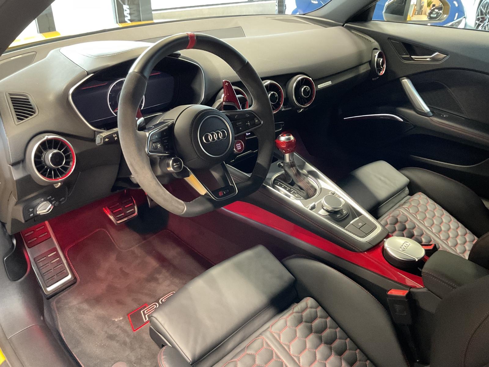 Audi TT RS Coupe Akropovic B&O Matrix 440PS 280km/h