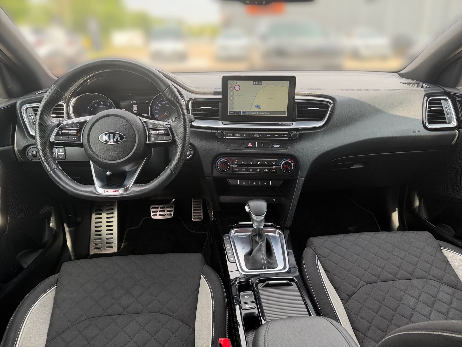 Fahrzeugabbildung Kia PROCEED 1.4T DCT7 GTL NAV TEC