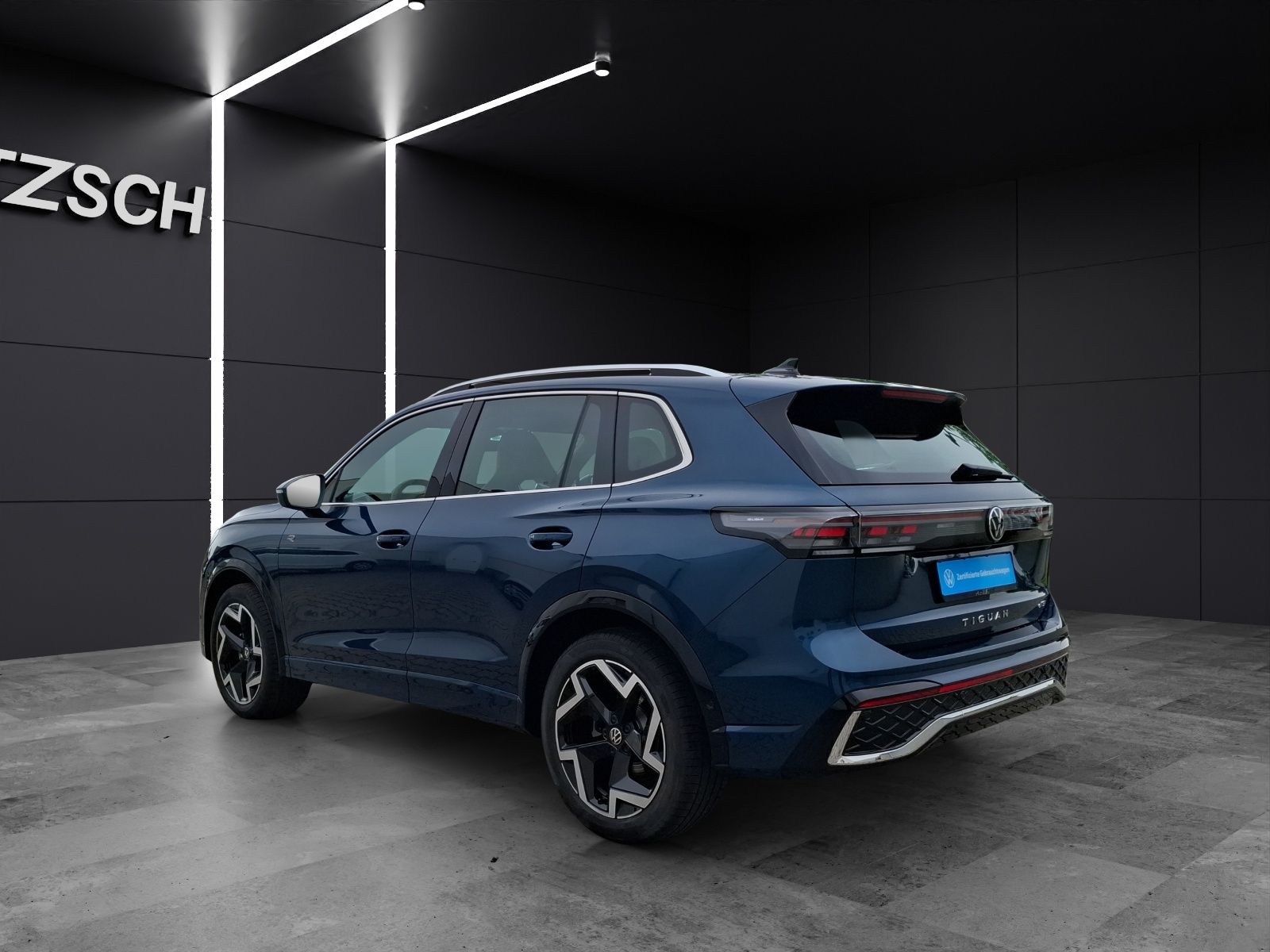 Fahrzeugabbildung Volkswagen Tiguan eTSI R-Line DSG Standhzg. Matrix AHK Navi