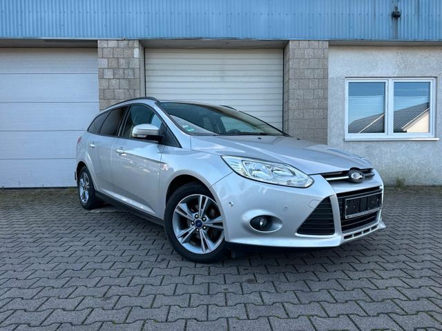 Ford Focus Turnier Sync Edition