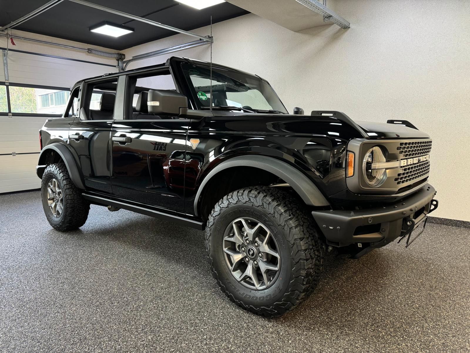 Fahrzeugabbildung Ford BRONCO BADLANDS ADVANCED-ECOBOOST 4x4-FIRST EDIT