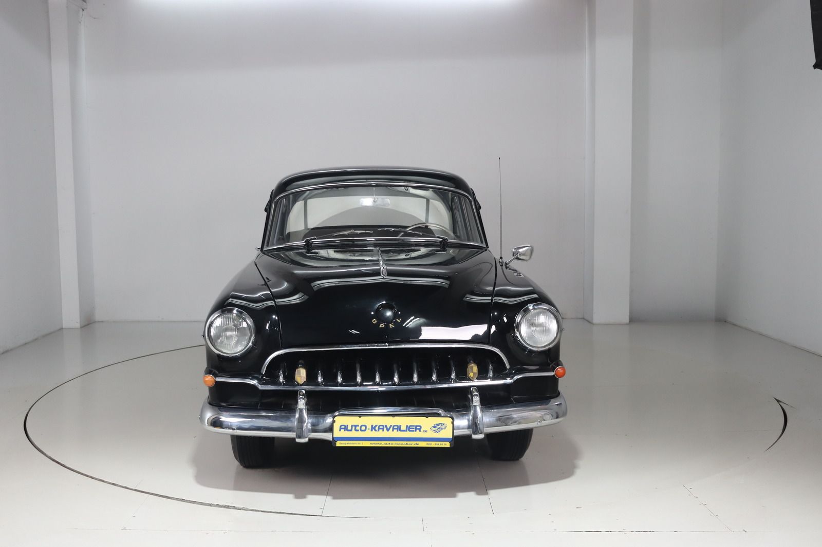 Fahrzeugabbildung Opel Kapitän 54