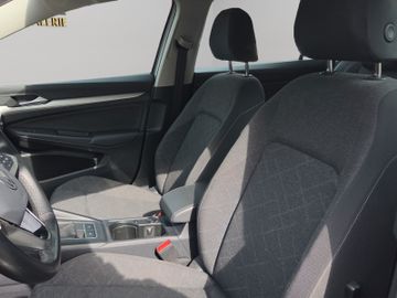 Volkswagen Golf - 9