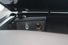 Fahrzeugabbildung Ford Tourneo Custom Active L1 8-Sitzer + ACC + AHK